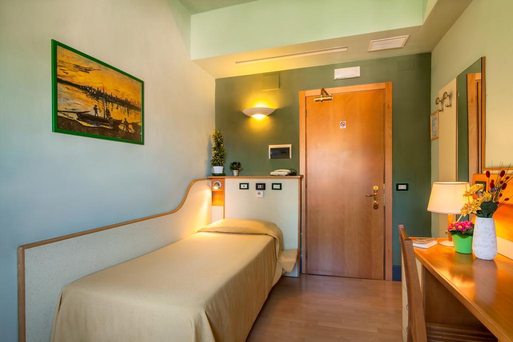 Duca Del Mare - Hotel Di Nardo group Massa Marittima Buitenkant foto